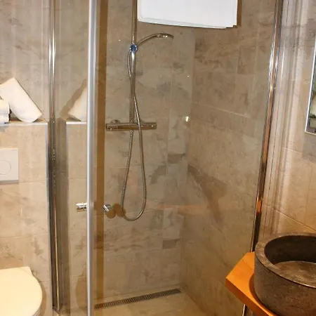 Bergwaldsee Velden am Wörthersee